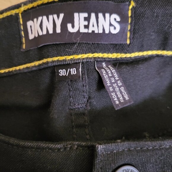 NWT Dkny Jeans Women's Waverly Straight-Leg Jeans E2RK1780 Size 30/10 Black - Picture 9 of 12